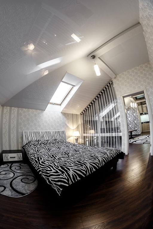 Diamond De Luxe Apartment Kolomiya Exterior photo